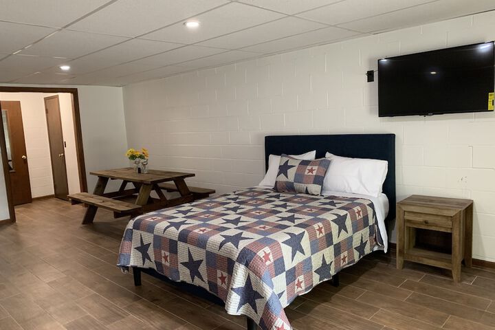 Room 5 of 15