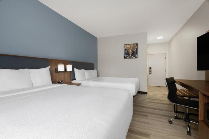 Wingate by Wyndham Dublin Near Claytor Lake State Park