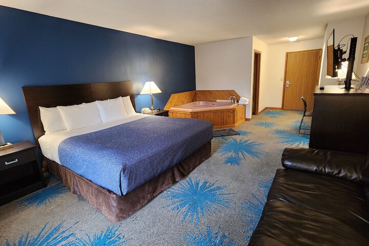 Room 28 of 80