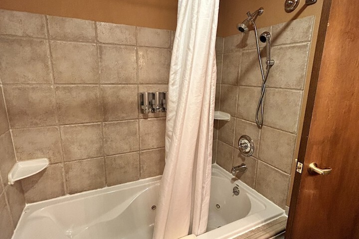 Room 219 of 260