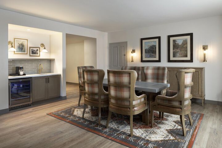 Hyatt Regency Hill Country Resort and Villas