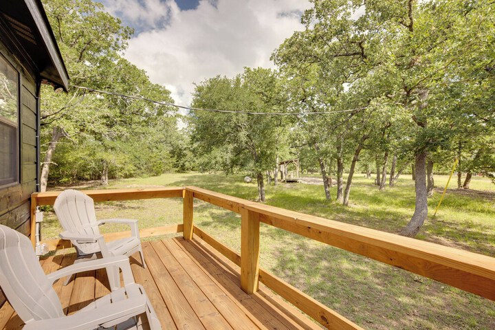 Somerville Cabin w / Private Pool!
