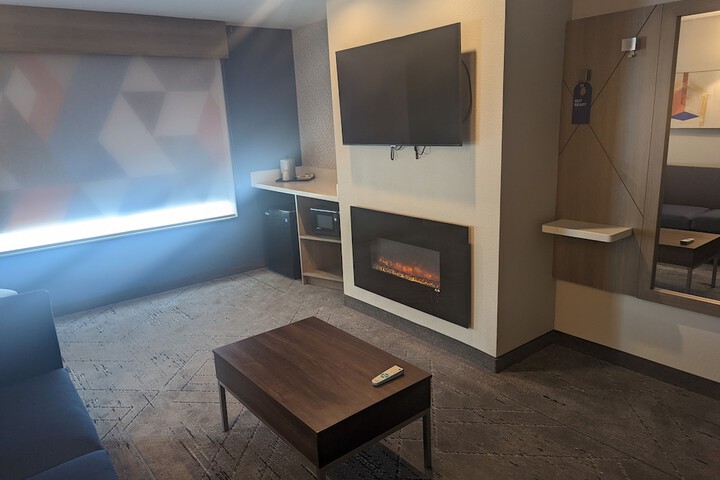 Room 26 of 53