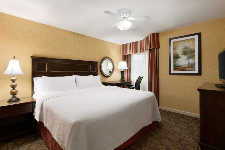 Homewood Suites by Hilton Syracuse / Liverpool