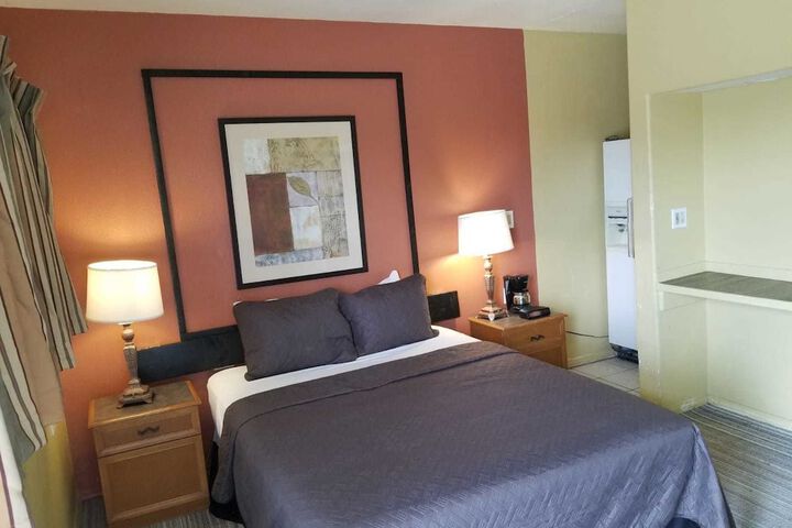 Room 7 of 15