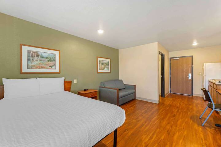 Room 25 of 25