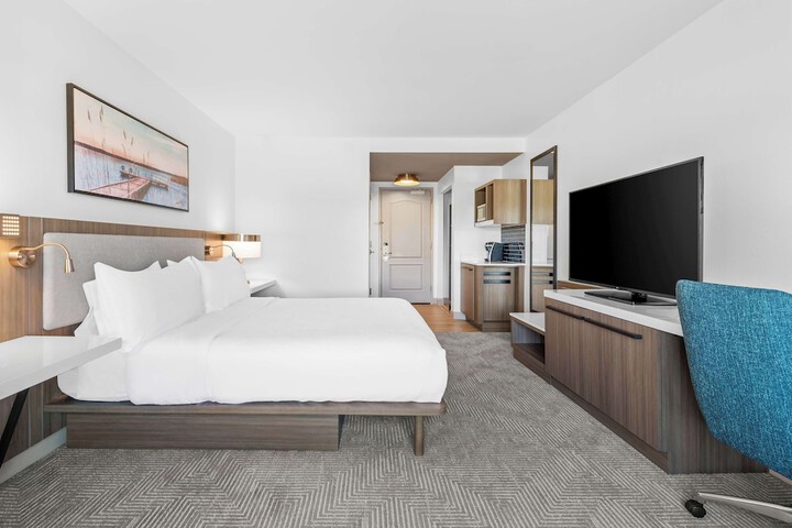 Room 25 of 73