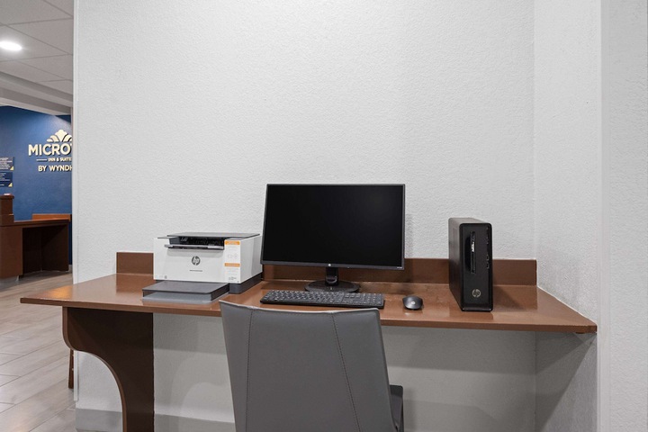 Business Center 53 of 53