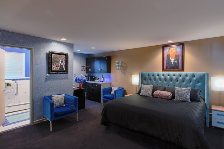 Room 133 of 168