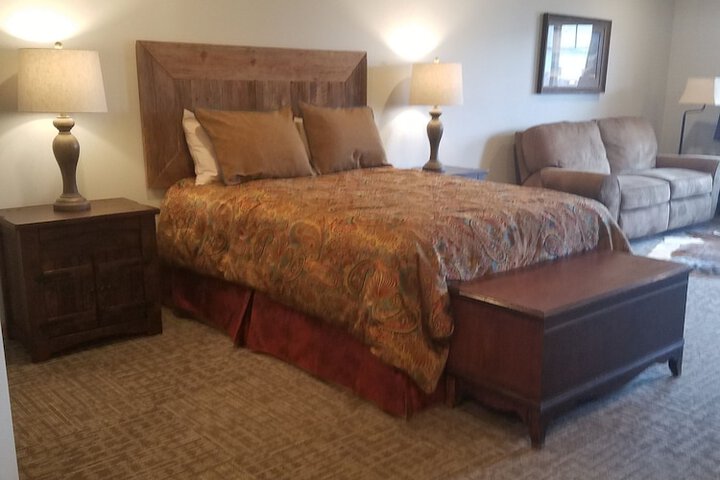 Room 22 of 48