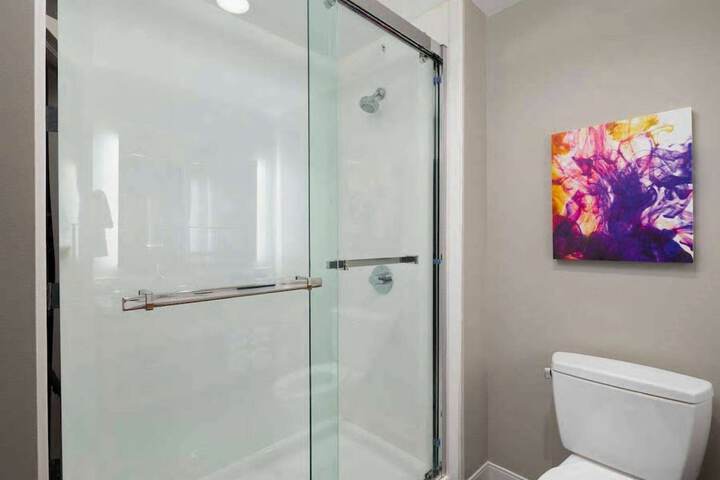 Room 15 of 26