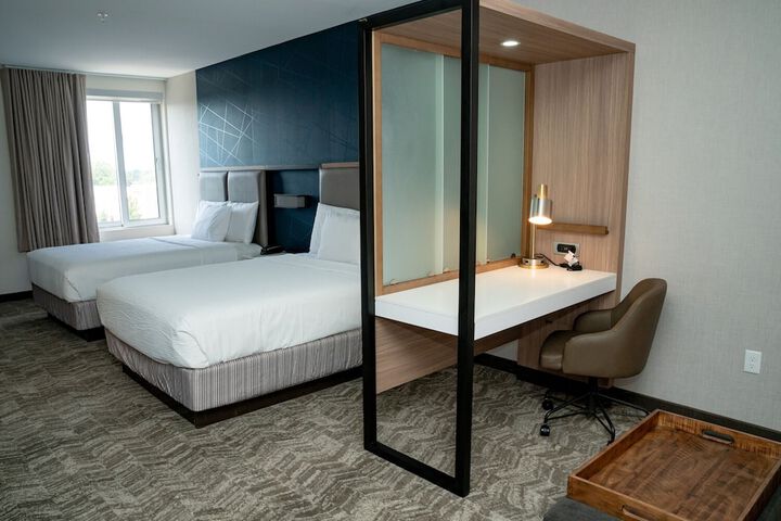 Room 16 of 41