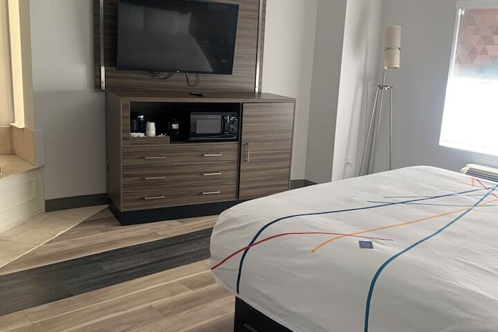 Room 36 of 49