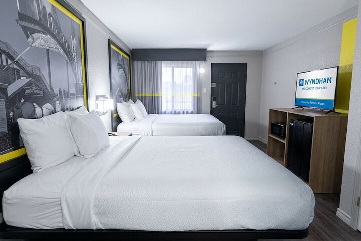 Super 8 by Wyndham Nacogdoches Near University