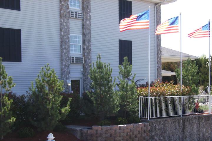 Hotel Exterior 34 of 36