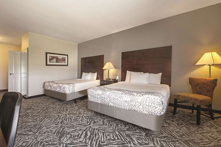 La Quinta Inn & Suites by Wyndham McKinney