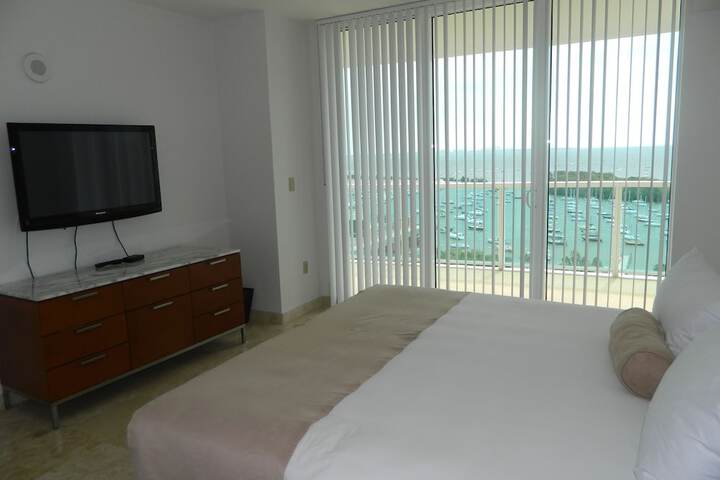 Room 42 of 55