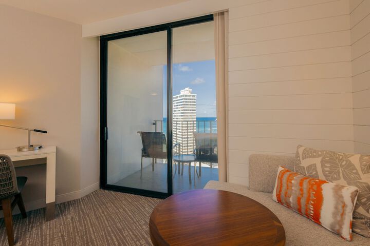 Room 90 of 242
