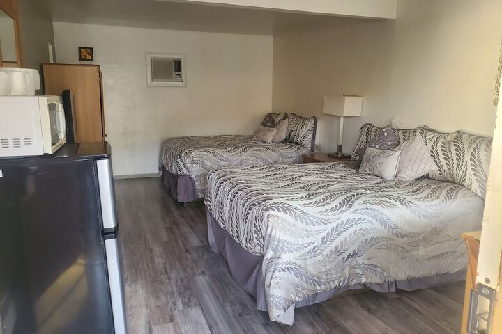 Room 28 of 37