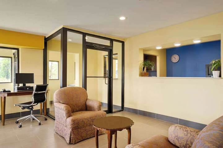 TRAVELODGE BY WYNDHAM UNADILLA