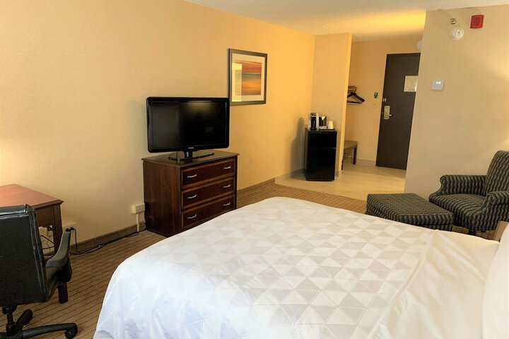 Room 17 of 70