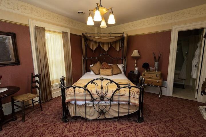 Room 22 of 31