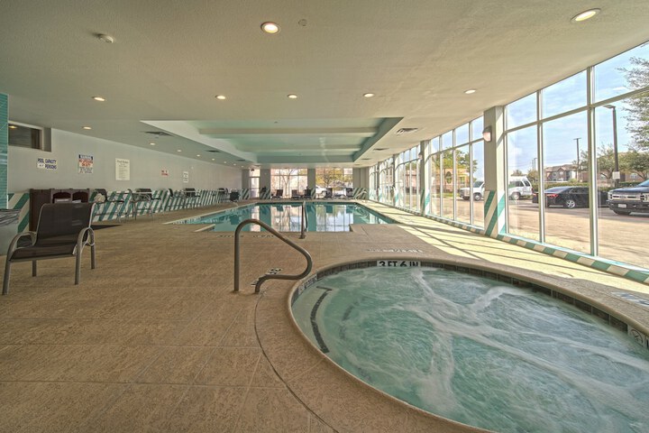 Pool 11 of 65