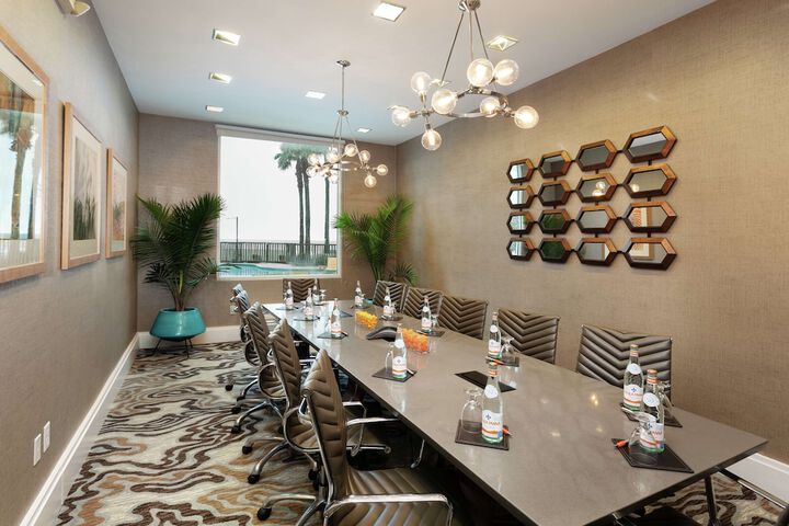 DoubleTree by Hilton Hotel Galveston Beach