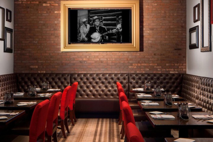 Dining 49 of 61