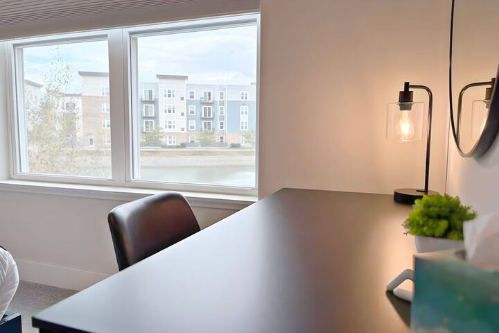4BR Townhouse with Parking - WV rep 3