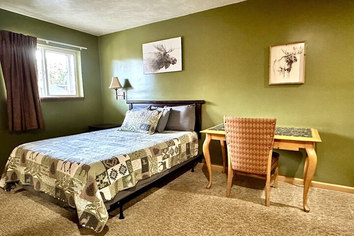 Moosehead Lodge & Cabins