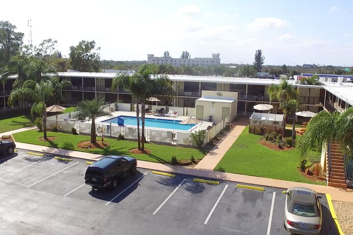 Hotel 2 of 47
