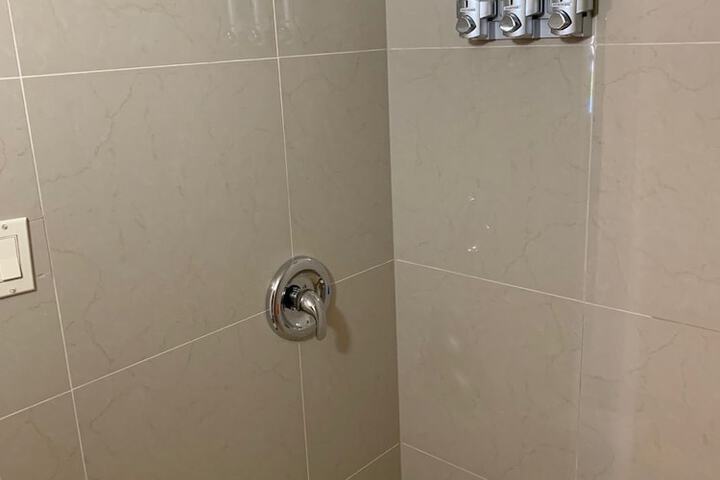 Room 15 of 16