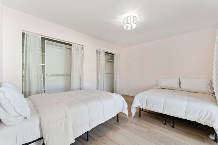 Luxury House - Sleeps 8 Golf Disney Family Fun