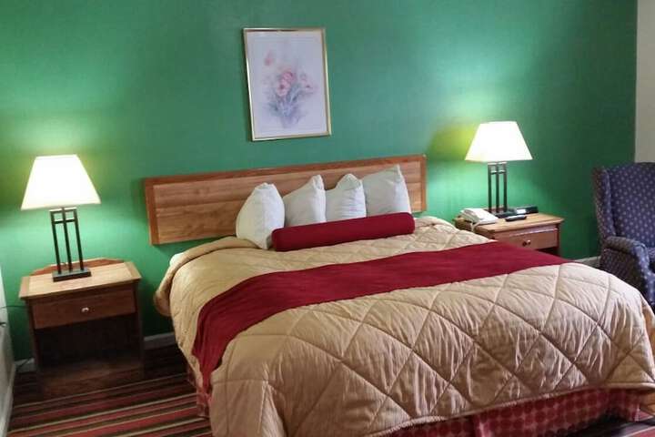 Room 38 of 42