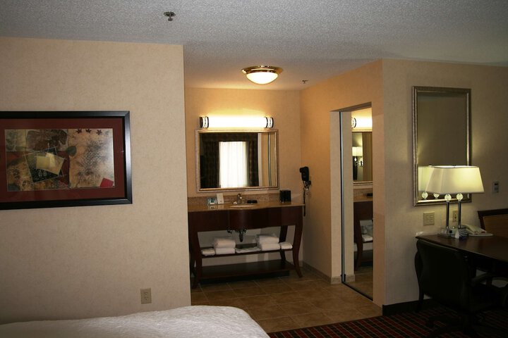 Room 17 of 47