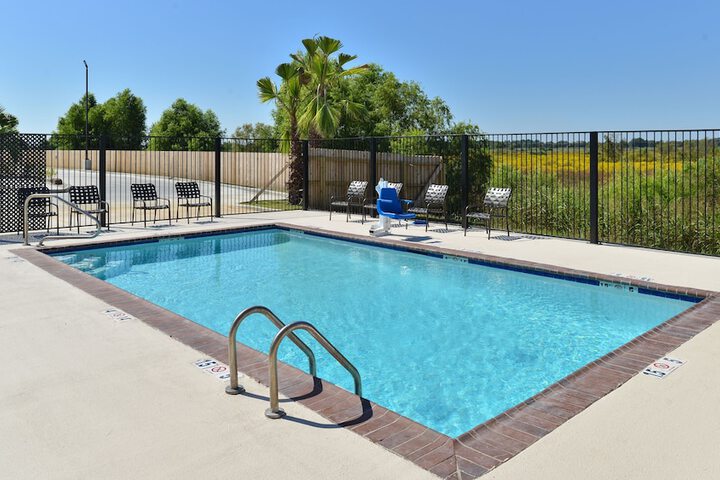 Pool 6 of 36