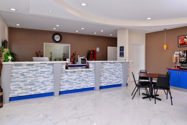 Hotel Interior 6 of 17