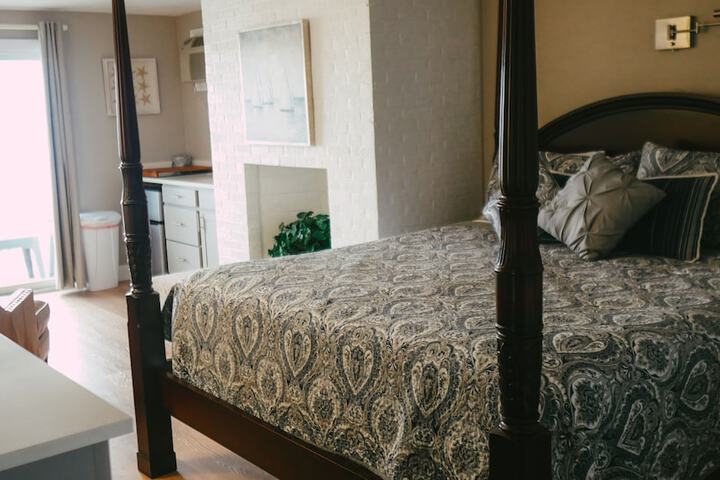 Room 91 of 124