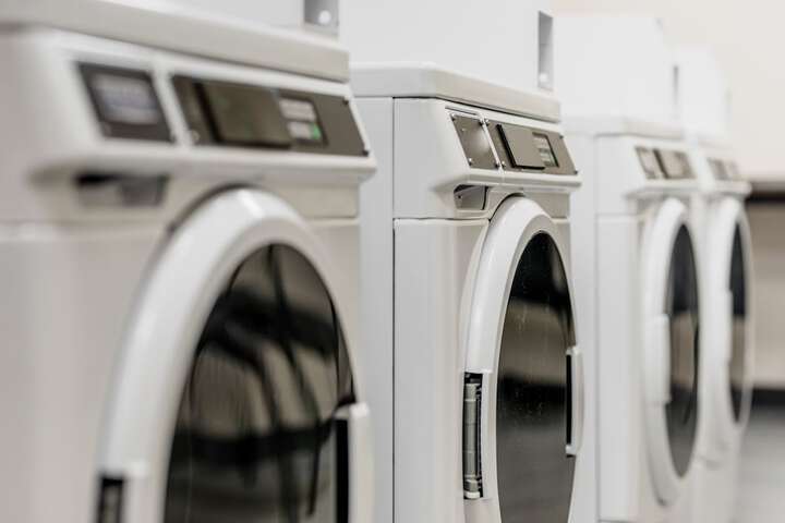 Hyatt House Winnipeg-South / Outlet Collection