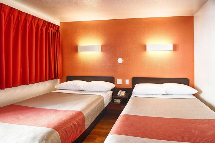Room 20 of 27