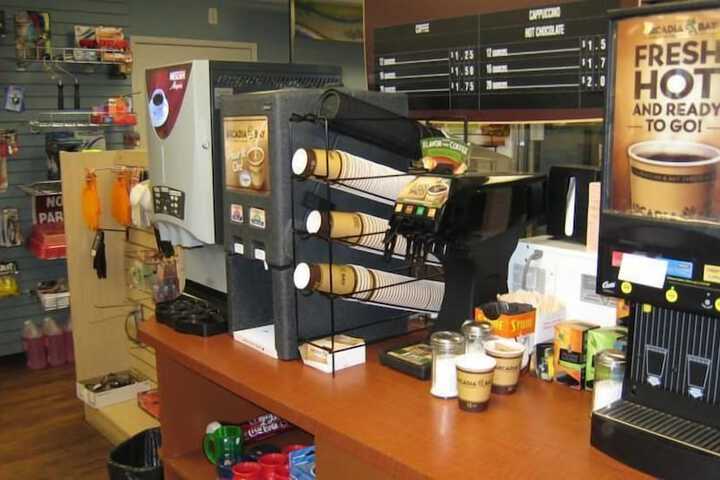 Breakfast/Coffee Service 36 of 39