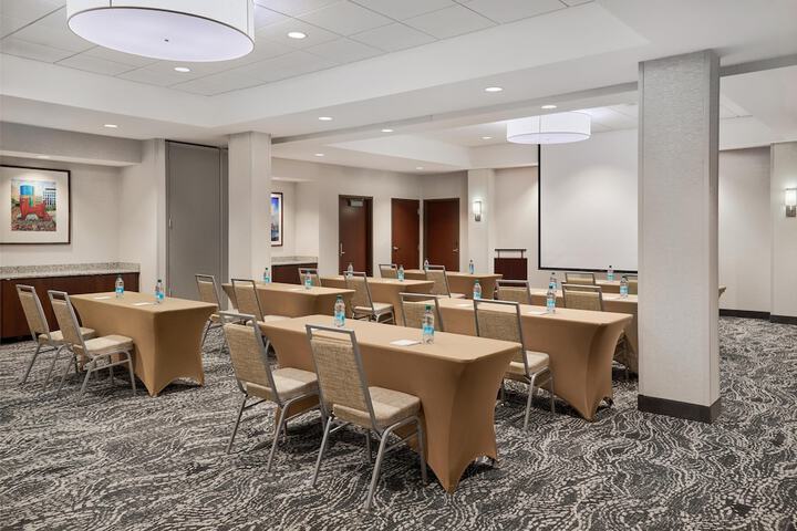 Homewood Suites by Hilton Grand Rapids Downtown