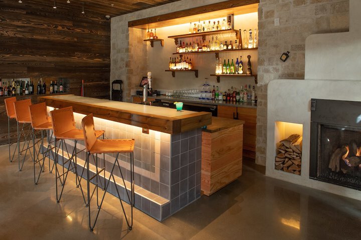 Texican Court by Valencia Hotel Collection