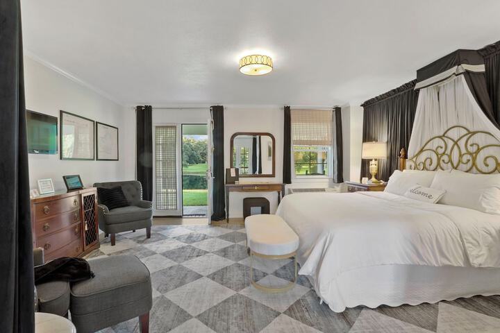 Greenwood Plantation B & B