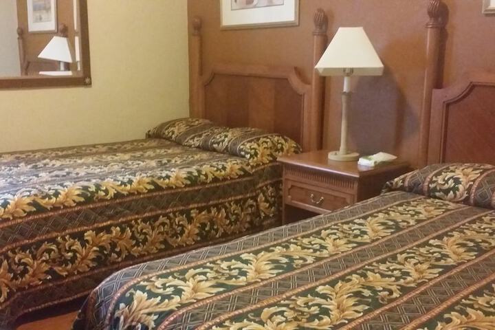 Room 35 of 38