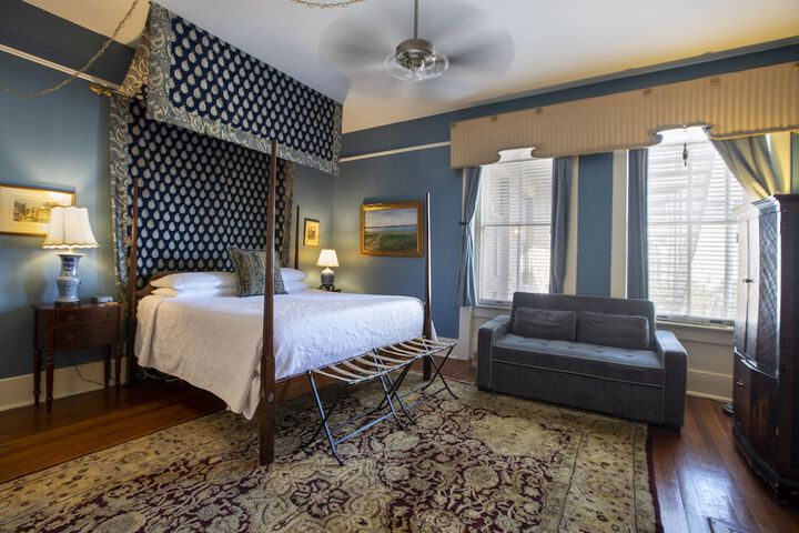 Room 70 of 126