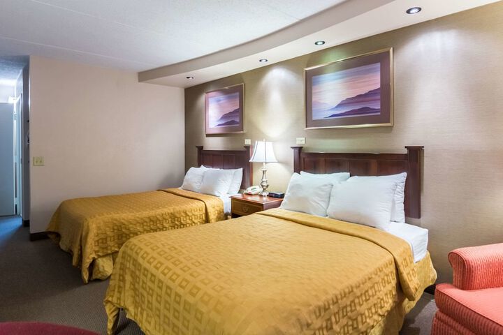 Room 12 of 24