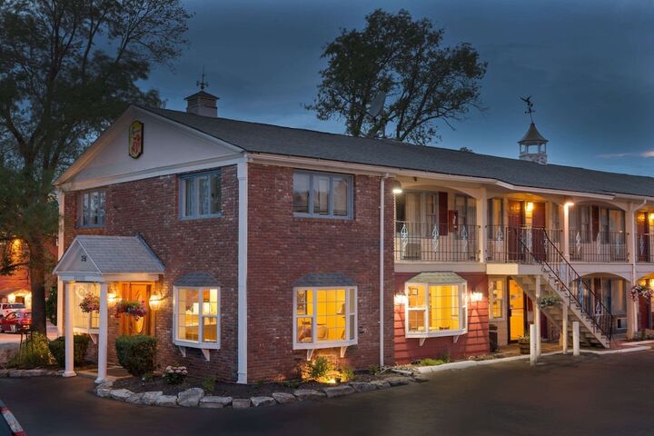 Hotel 10 of 58