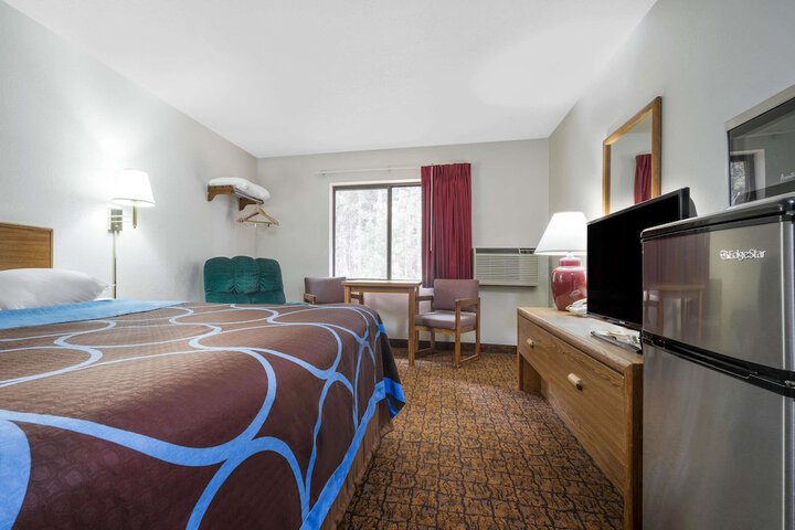 Room 30 of 54